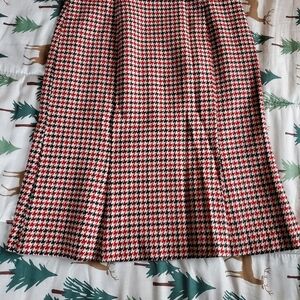 Talbots Red and Black Houndstooth A-Line Skirt